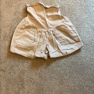 Maternity shorts